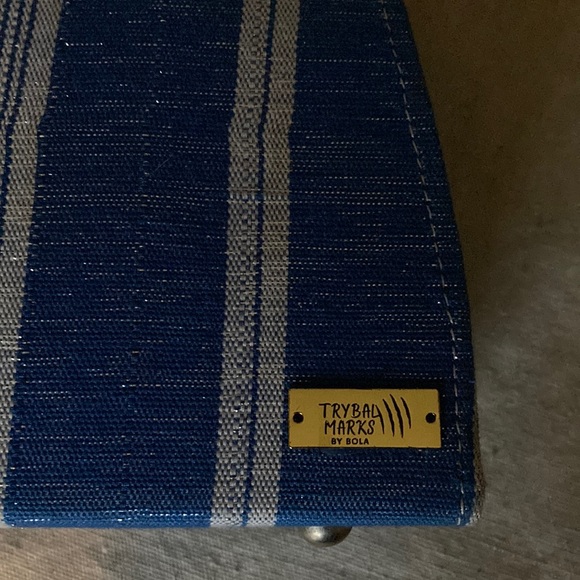 Trybal Marks is a beautiful small bag. Free with $50 purchase. - Picture 8 of 8